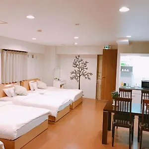https://sarangbang.hotels-in-kyoto.org